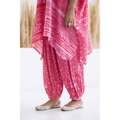 Inej Lakeer Pink Kaftan Pink Kaftan Kurta with Pant (Set of 2)