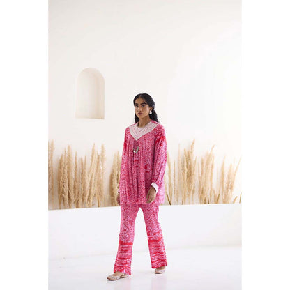 Inej Lakeer Pink Yok Top with Pant (Set of 2)