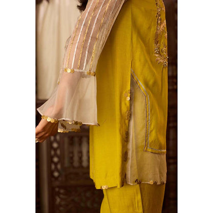 Inej Leher Yellow Bell Sleeve Kurta with Pant (Set of 2)