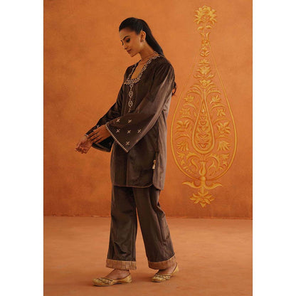 Inej Zeba Brown A Line Co-Ord (Set of 2)