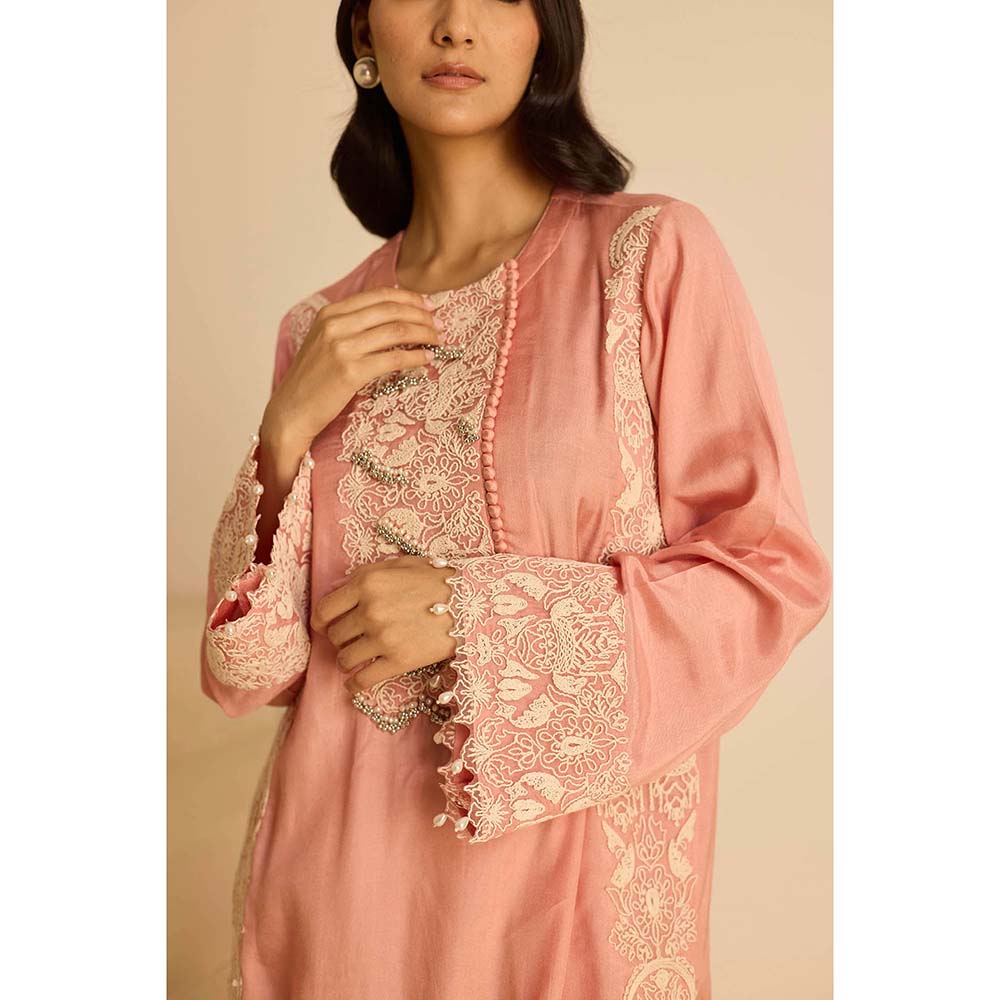 Inej Pink Kashmiri Kurta with Salwar and Dupatta (Set of 3)