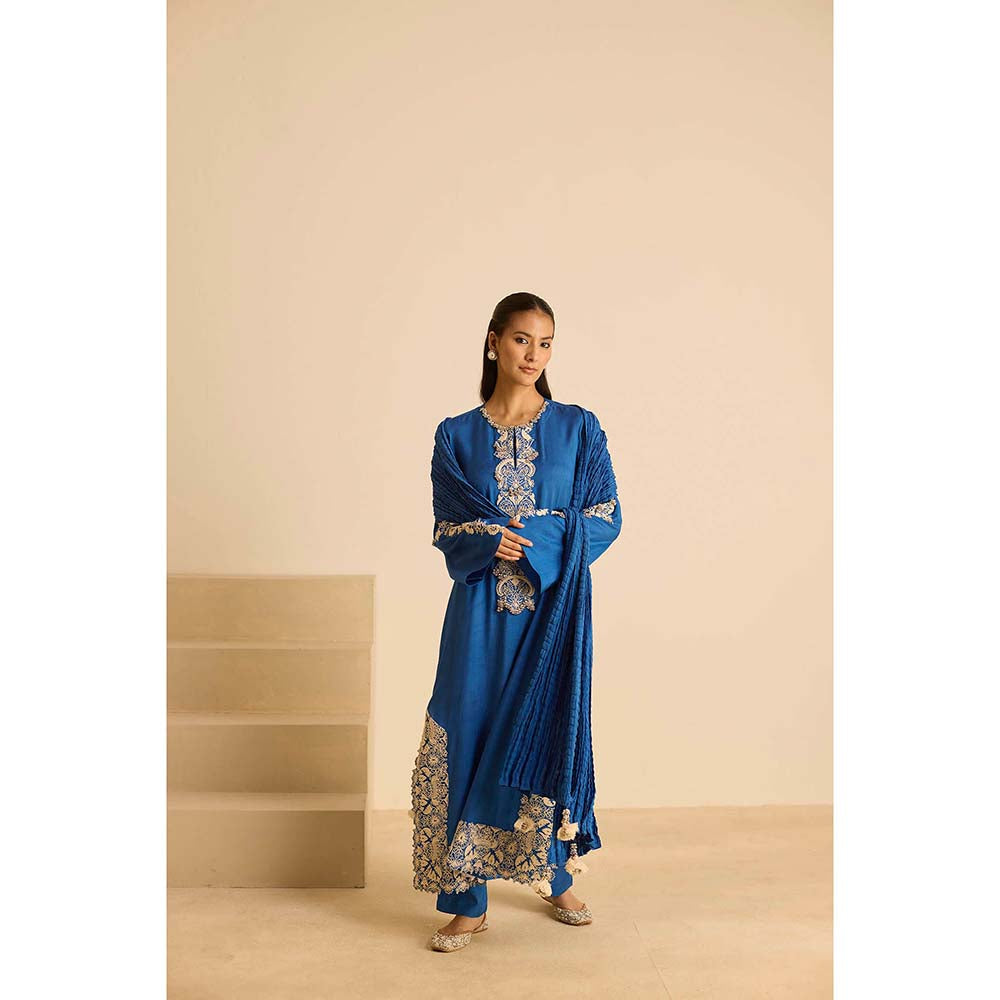 Inej Blue Straight Kurta with Pant and Dupatta (Set of 3)