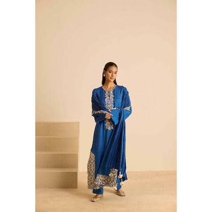 Inej Blue Straight Kurta with Pant and Dupatta (Set of 3)