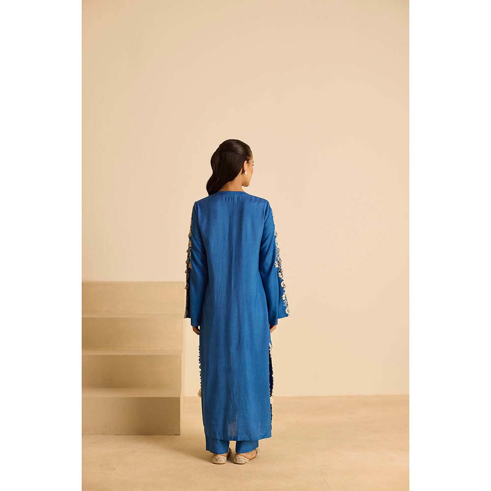 Inej Blue Straight Kurta with Pant and Dupatta (Set of 3)