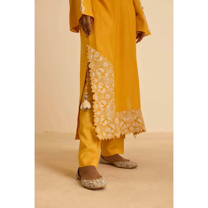 Inej Yellow Straight Kurta with Pant and Dupatta (Set of 3)