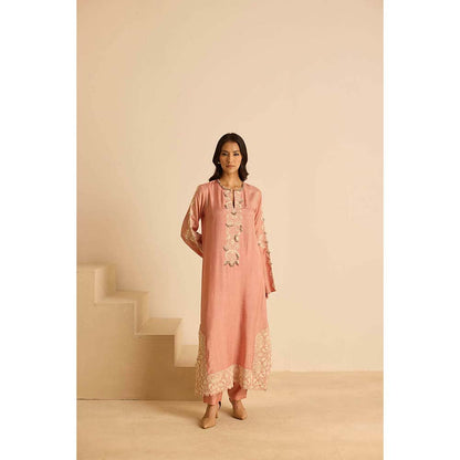 Inej Peach Straight Kurta with Pant and Dupatta (Set of 3)