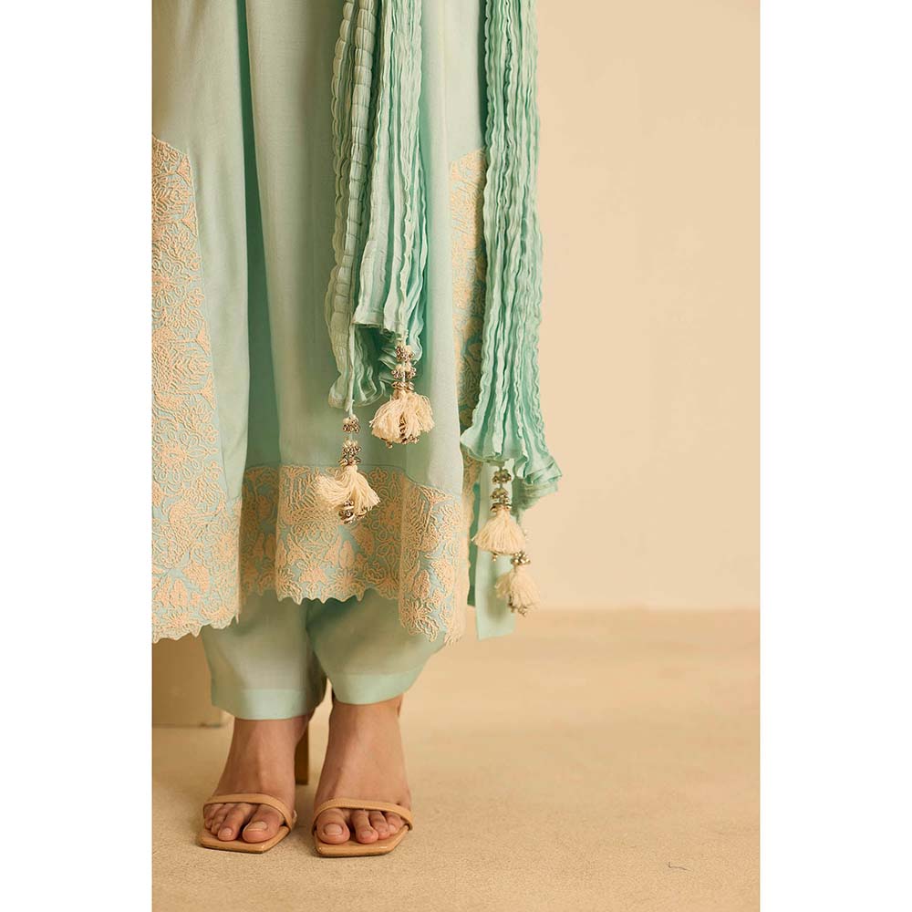 Inej Green Straight Kurta with Pant and Dupatta (Set of 3)