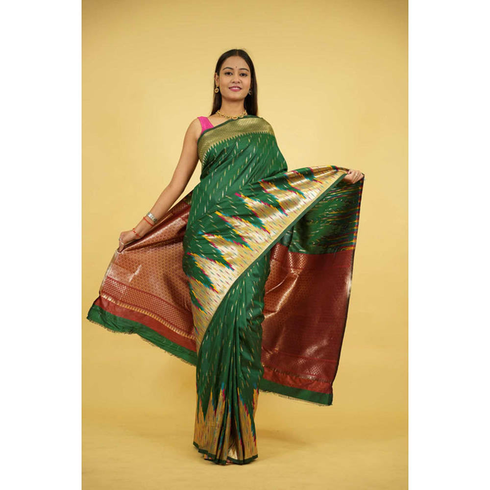 Isadora Life Womens Woven Zari Green Pre-Draped Saree With Unstitched Blouse