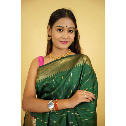 Isadora Life Womens Woven Zari Green Pre-Draped Saree With Unstitched Blouse
