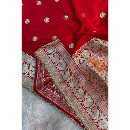 Isadora Life Womens Woven Zari Red Pre-Draped Saree With Unstitched Blouse