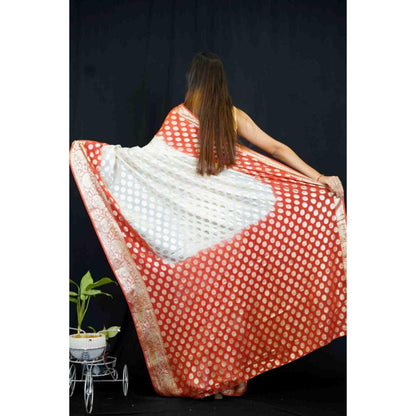 Isadora Life Womens Zari Printed White Pre-Draped Saree With Unstitched Blouse