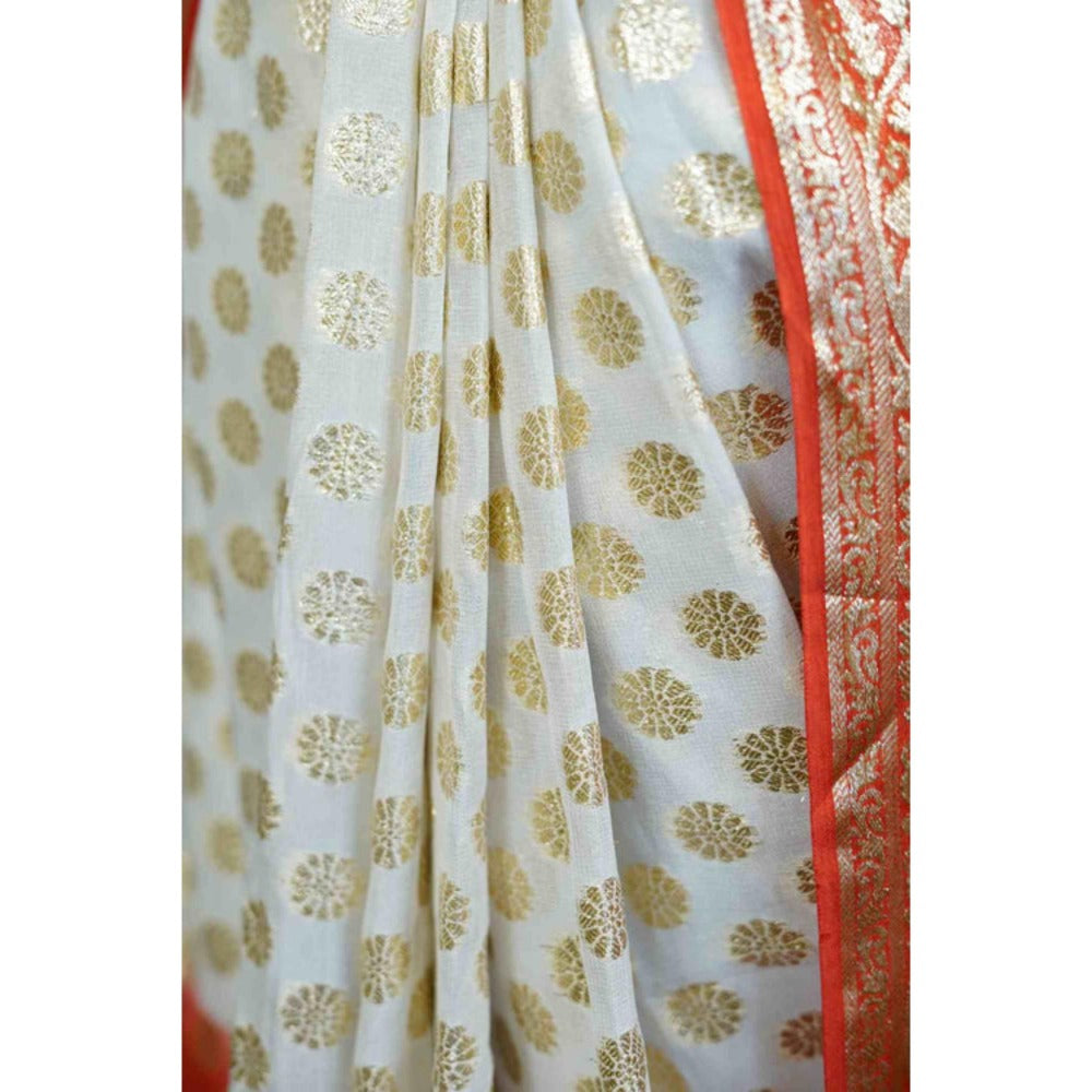 Isadora Life Womens Zari Printed White Pre-Draped Saree With Unstitched Blouse