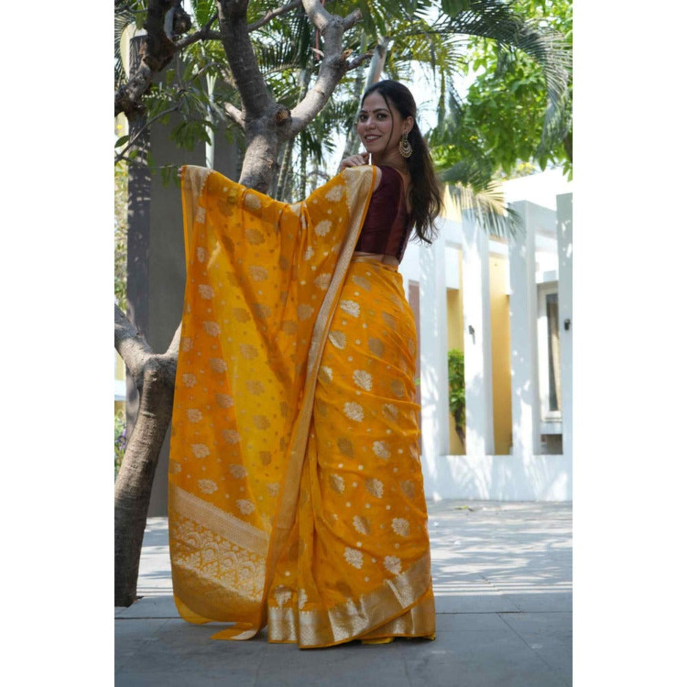 Isadora Life Womens Woven Zari Mustard Pre-Draped Saree With Unstitched Blouse