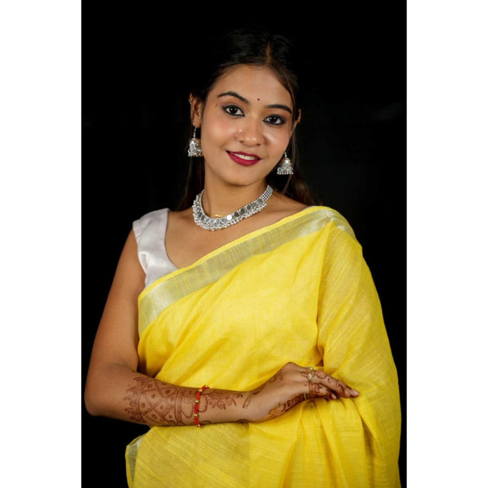 Isadora Life Womens Woven Zari Yellow Pre-Draped Saree With Unstitched Blouse