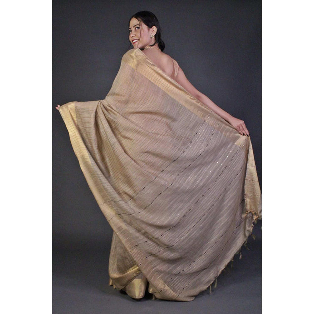 Isadora Life Womens Stripes Zari Beige Pre-Draped Saree With Unstitched Blouse