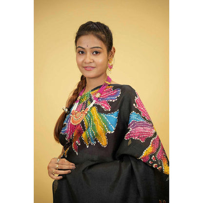 Isadora Life Womens Floral Printed Black Pre-Draped Saree with Unstitched Blouse