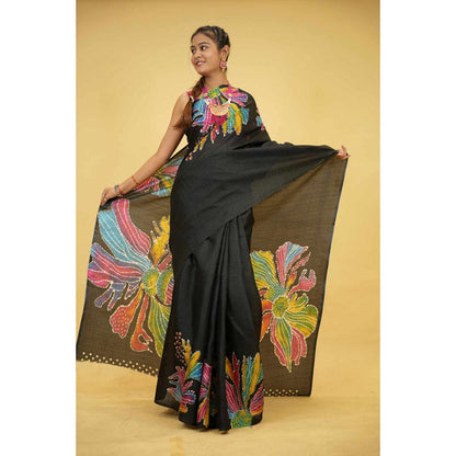 Isadora Life Womens Floral Printed Black Pre-Draped Saree with Unstitched Blouse