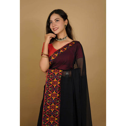 Isadora Life Womens Printed Black Pre-Draped Saree with Unstitched Blouse