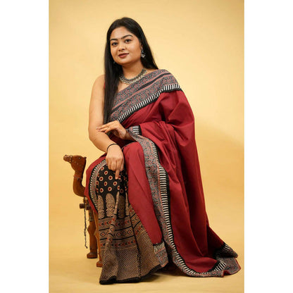 Isadora Life Womens Printed Maroon Pre-Draped Saree with Unstitched Blouse
