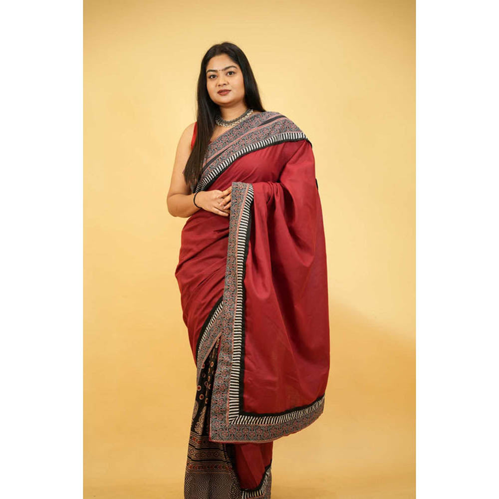 Isadora Life Womens Printed Maroon Pre-Draped Saree with Unstitched Blouse