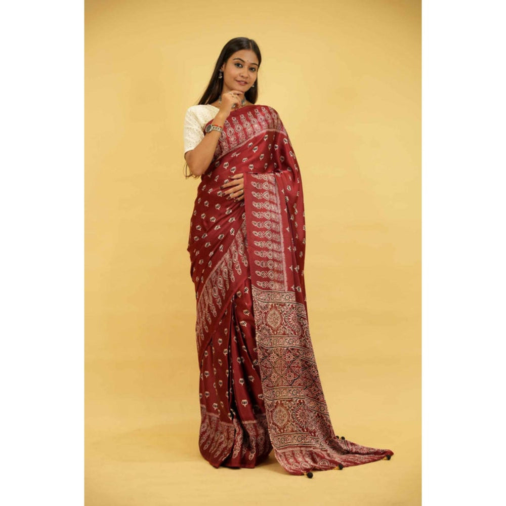 Isadora Life Womens Floral Block Print Maroon Pre-Draped Saree With Unstitched Blouse