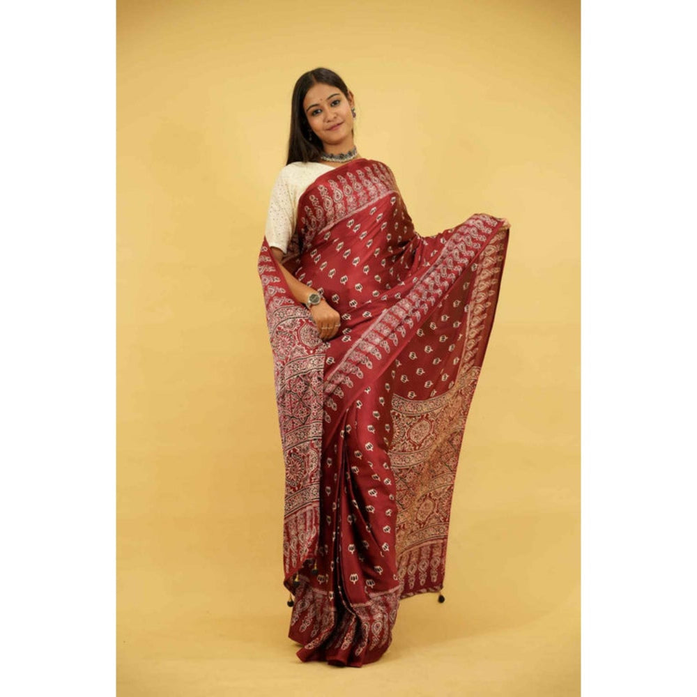 Isadora Life Womens Floral Block Print Maroon Pre-Draped Saree With Unstitched Blouse