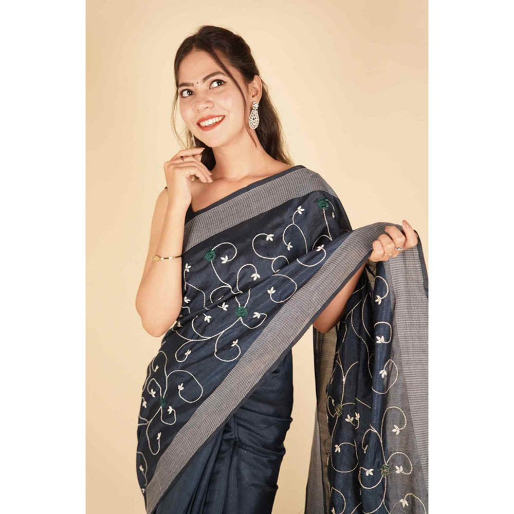 Isadora Life Womens Embroidered Thread Work Grey Pre-Draped Saree With Unstitched Blouse