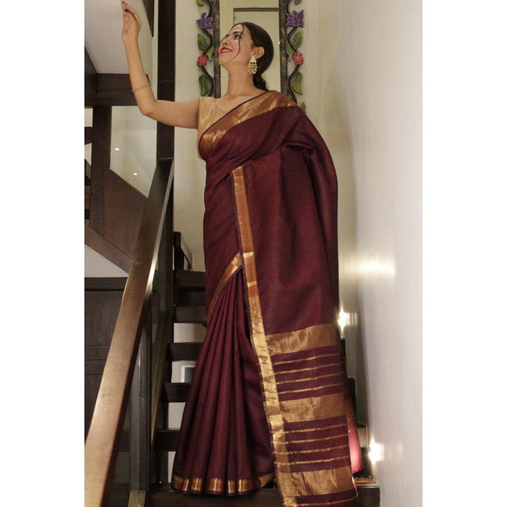 Isadora Life Womens Woven Zari Maroon Pre-Draped Saree With Unstitched Blouse