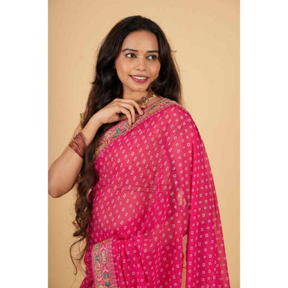 Isadora Life Womens Bandhani Printed Pink Pre-Draped Saree With Unstitched Blouse