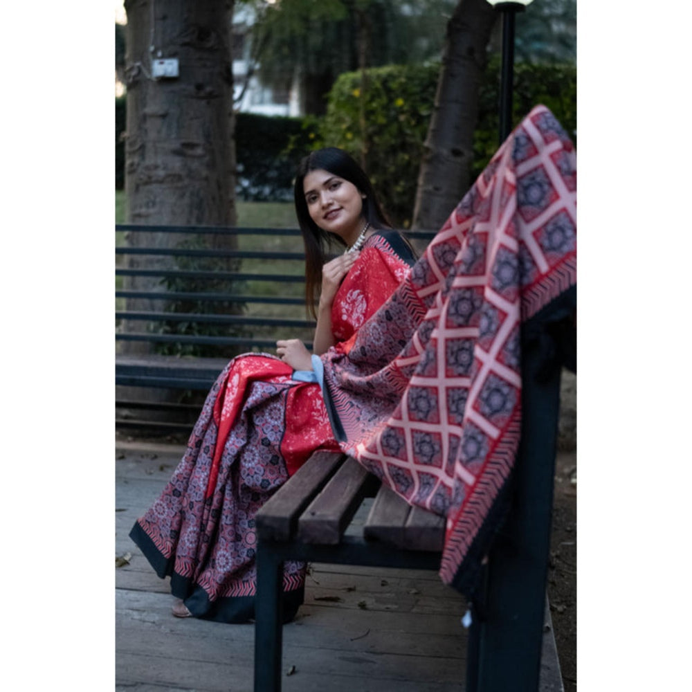 Isadora Life Womens Floral Printed Red Pre-Draped Saree With Unstitched Blouse