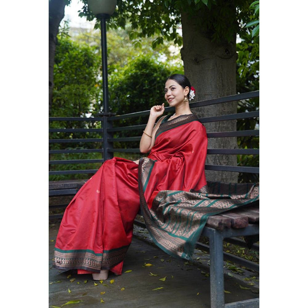 Isadora Life Womens Solid Zari Red Pre-Draped Saree with Unstitched Blouse