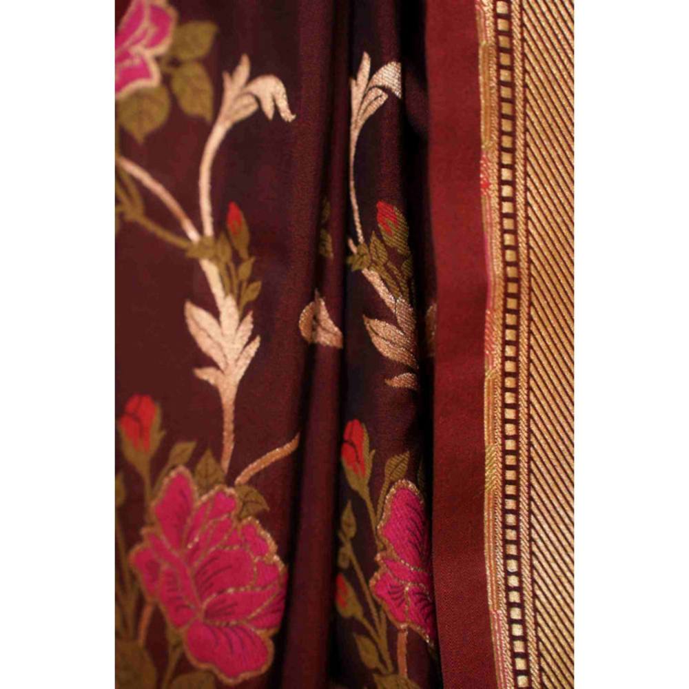Isadora Life Womens Floral Woven Brown Pre-Draped Saree with Unstitched Blouse