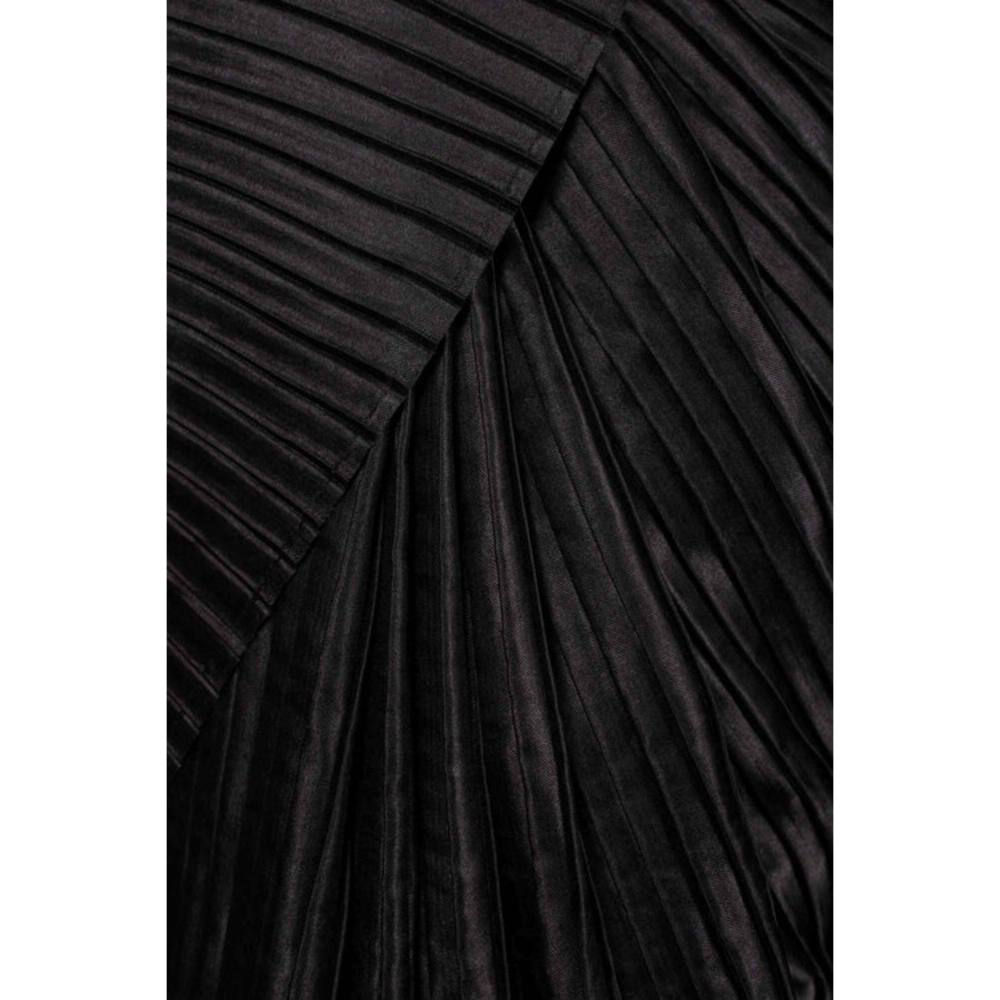 Isadora Life Womens Solid Black Pre-Draped Saree with Unstitched Blouse