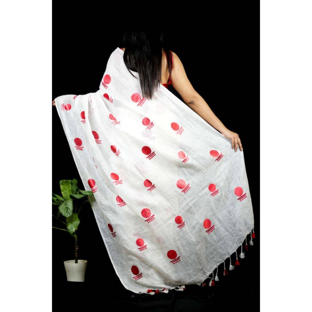 Isadora Life Womens Printed Tassels White Pre-Draped Saree with Unstitched Blouse