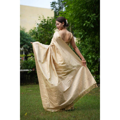 Isadora Life Womens Woven Zari Beige Pre-Draped Saree with Unstitched Blouse