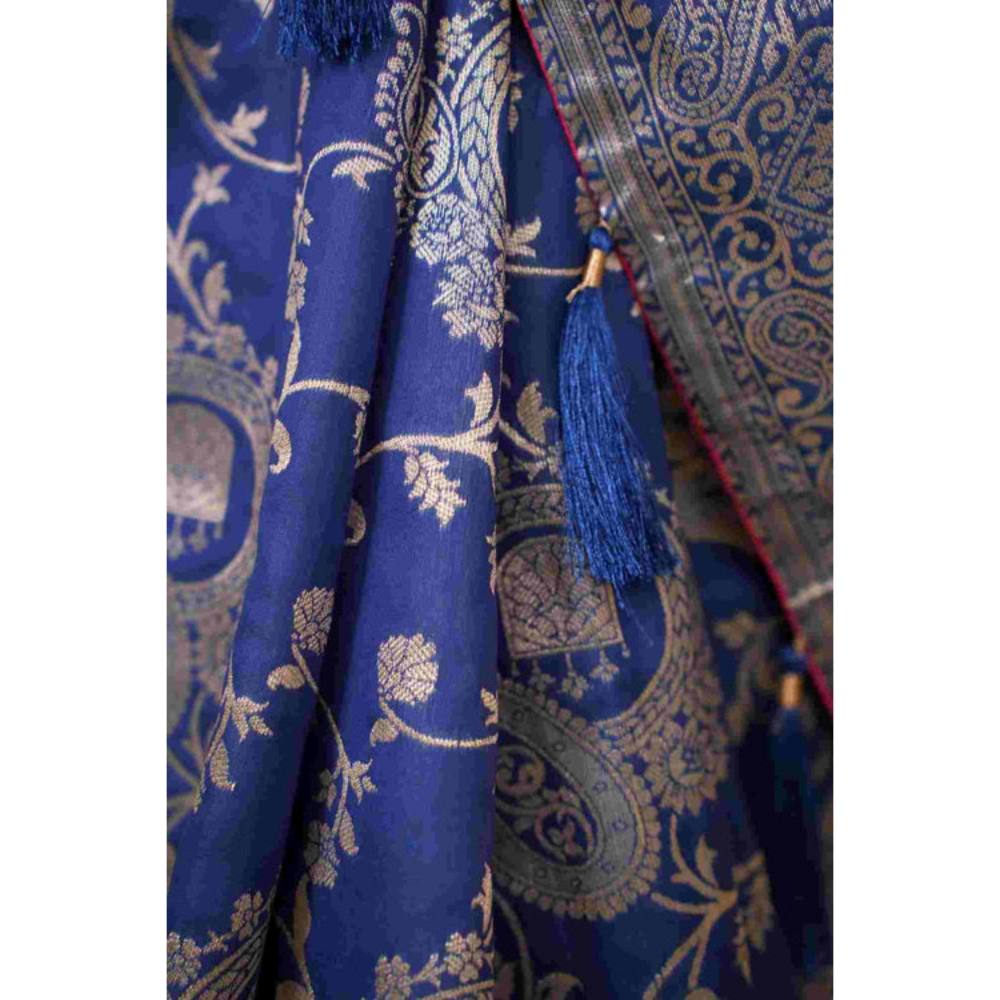Isadora Life Womens Printed Zari Blue Pre-Draped Saree with Unstitched Blouse