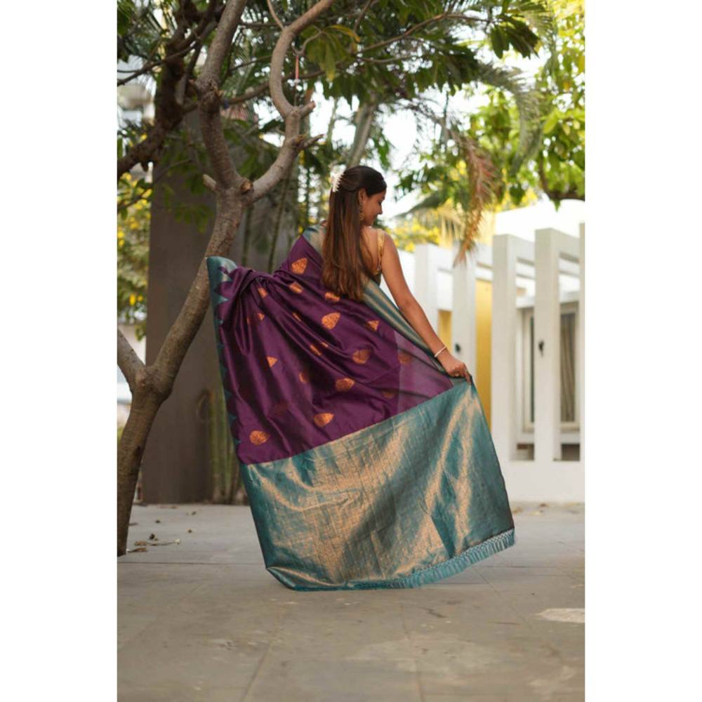 Isadora Life Womens Woven Zari Purple Pre-Draped Saree with Unstitched Blouse