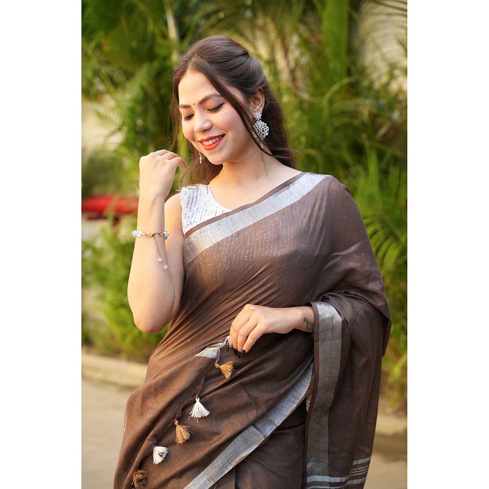 Isadora Life Brown Solid Pre-Draped Saree with Unstitched Blouse