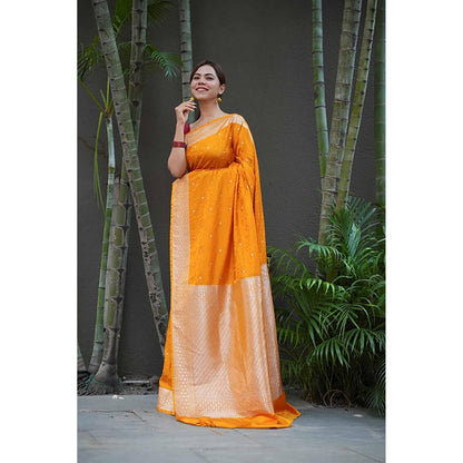 Isadora Life Banarasi Soft Silk Pre Drape Saree with Unstitched Blouse with Unstitched