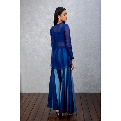 ISHA GUPTA TAYAL Blue Embroidered Co-Ord Pant Set With Organza Jacket