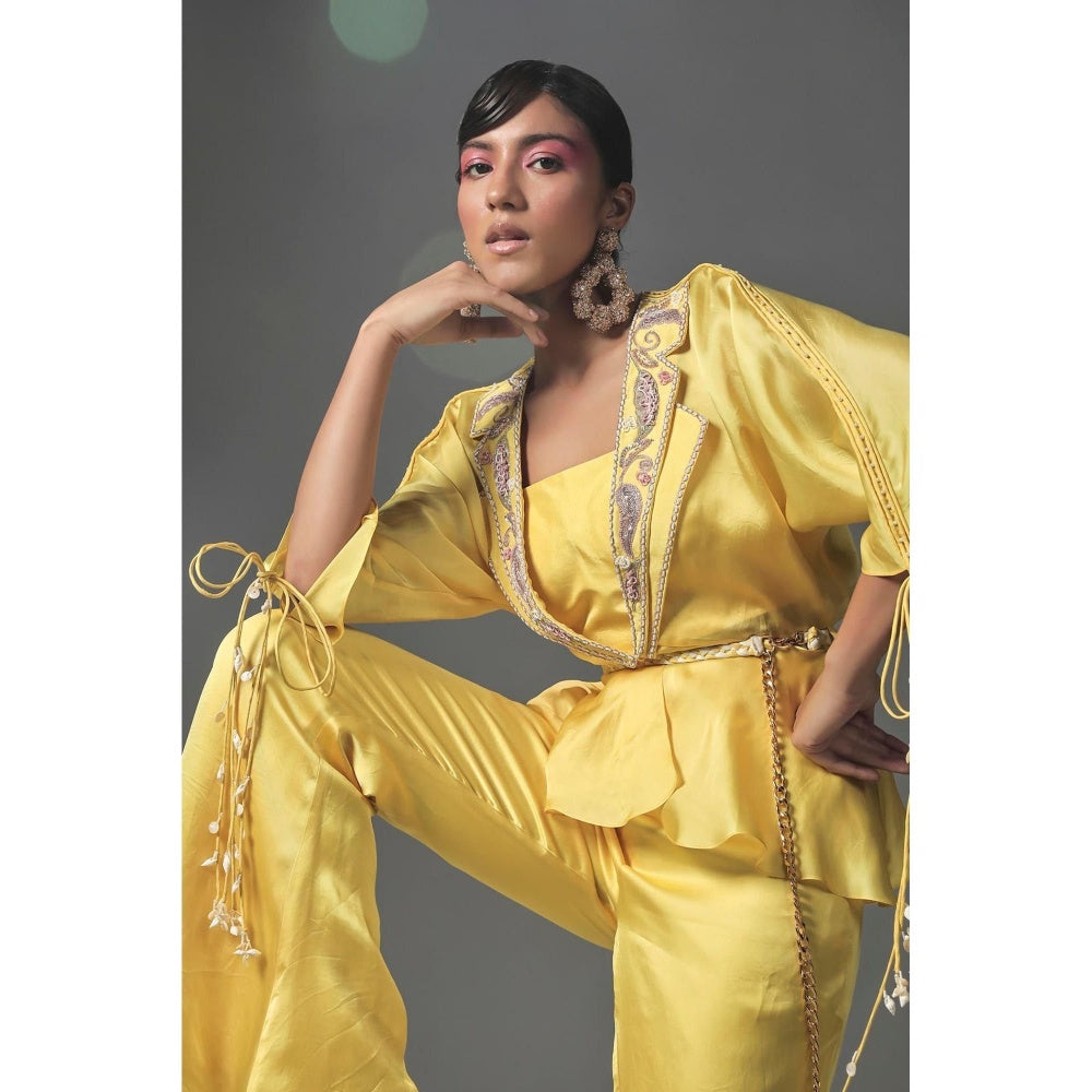 ISHA GUPTA TAYAL Yellow Organza Co-Ord Set With Belt
