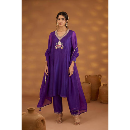 ISHA GUPTA TAYAL Purple Kamal Talai Kurta and Pant with Dupatta