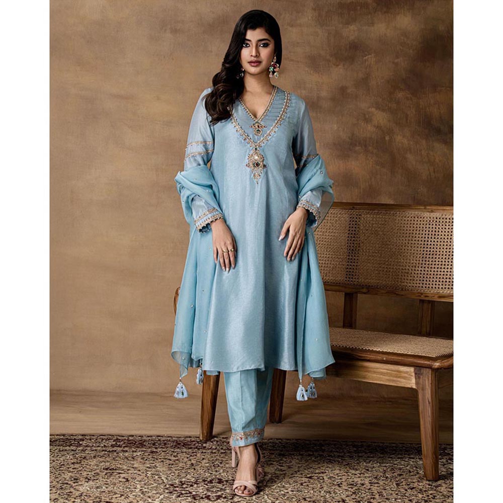 ISHA GUPTA TAYAL Blue Rumi Powder Blue Silk Embroidered Kurta Set