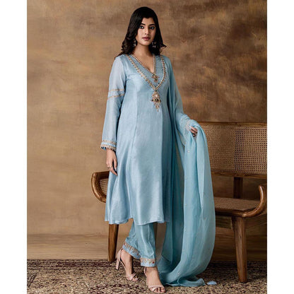 ISHA GUPTA TAYAL Blue Rumi Powder Blue Silk Embroidered Kurta Set