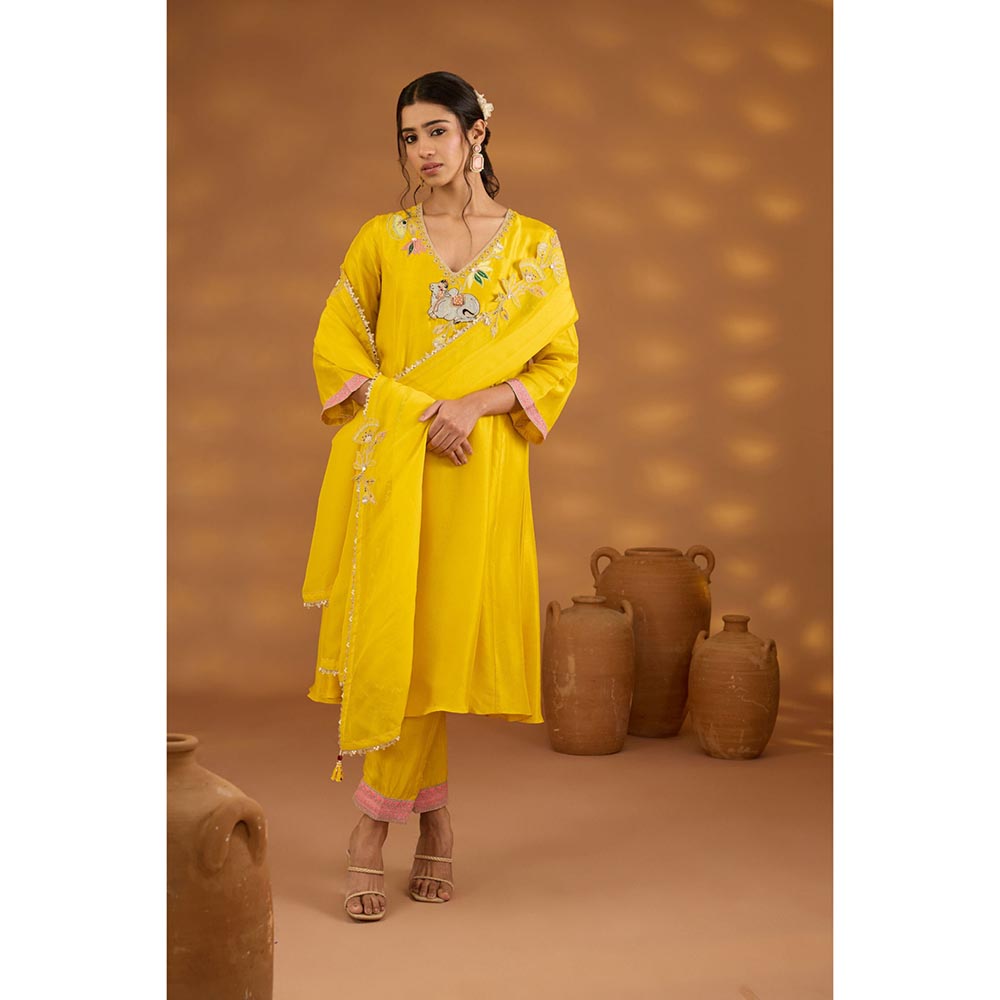 ISHA GUPTA TAYAL Yellow Nandi Kamal Kurta and Pant with Dupatta