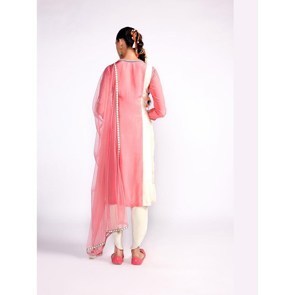 ISHA GUPTA TAYAL Pink Flamingo Block Kurta and Pant with Dupatta