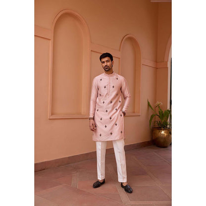ISHA GUPTA TAYAL Dusty Pink Dori and Hand Embroidered Kurta