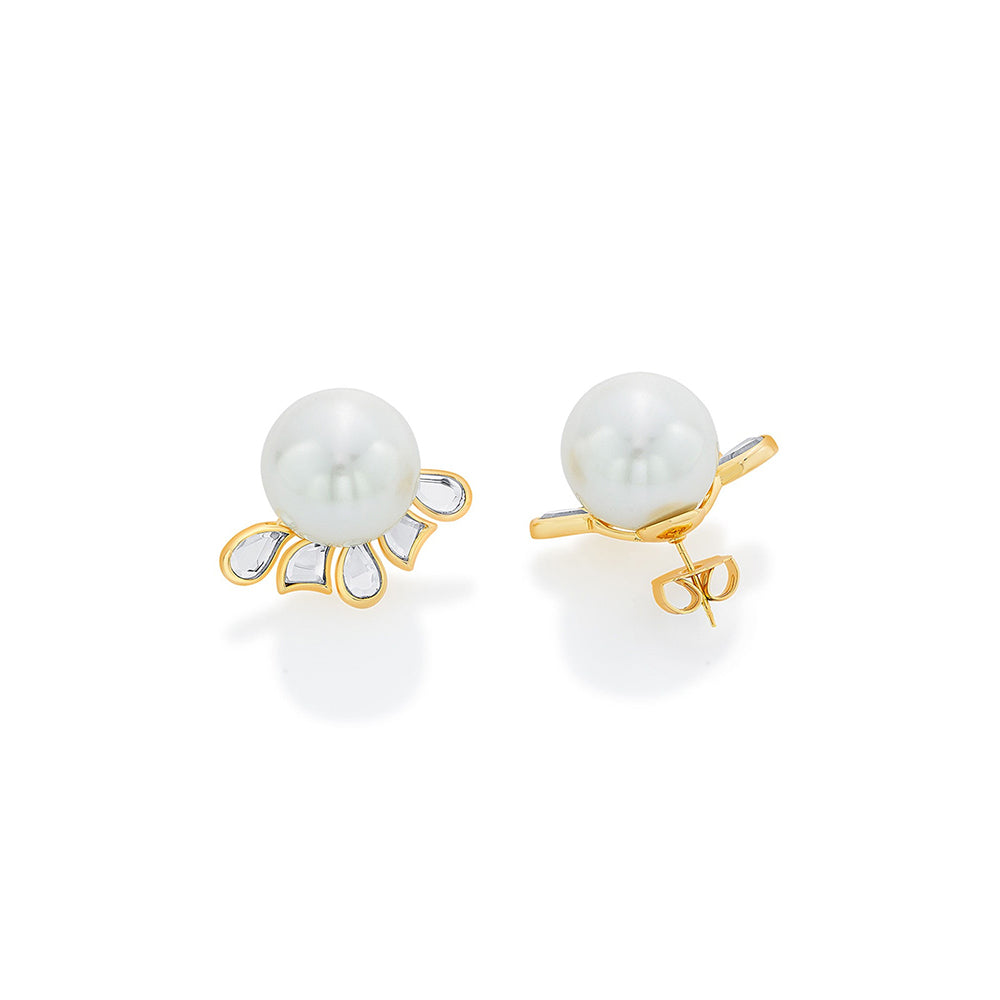 Isharya Amara Pearl Flower Earrings in 18kt Gold Plated