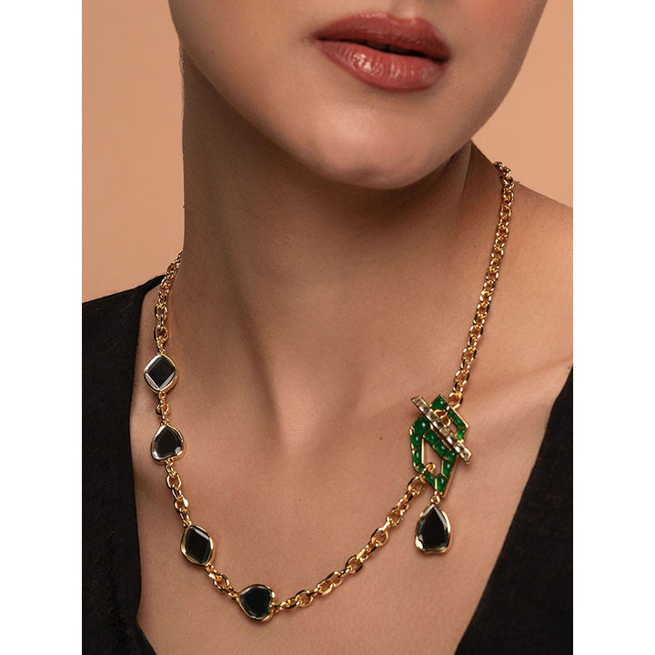 Isharya Fiesta Hydro Emerald Toggle Necklace In 18Kt Gold Plated