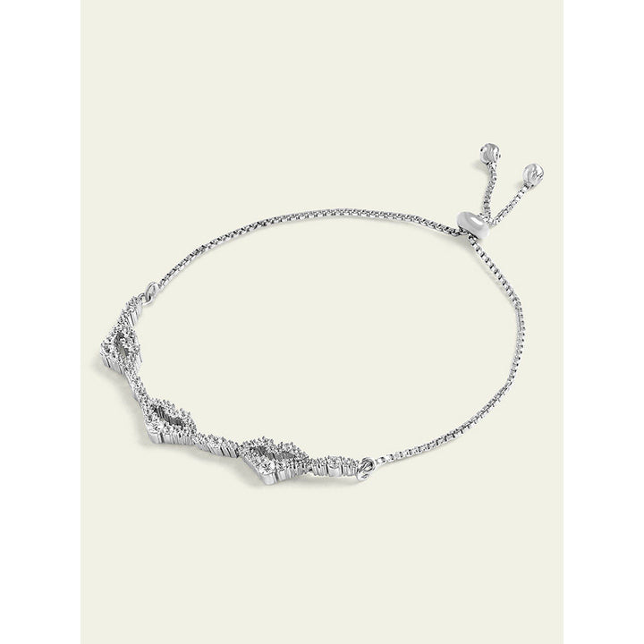 Isharya Silver Lips Bracelet In Rhodium Plated